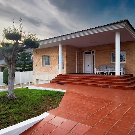 Con Piscina, Jardin Y Aire Acondicionado En La Eliana-l'eliana Valence