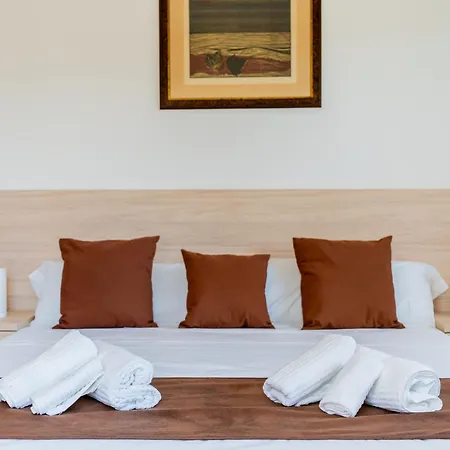 Con Piscina, Jardin Y Aire Acondicionado En La Eliana-l'eliana * Valencia