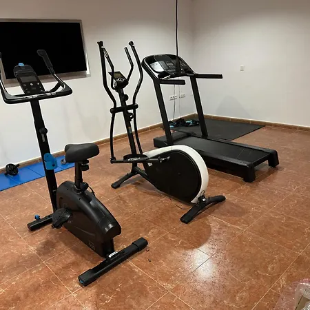 Villa Con Piscina, Jardin Y Aire Acondicionado En La Eliana-l'eliana Valence